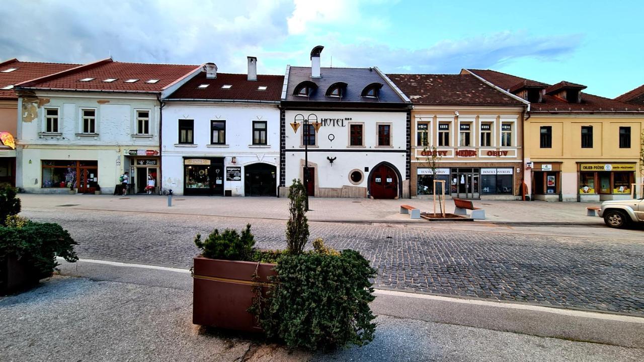 Hotel Cierny Orol Roznava Luaran gambar