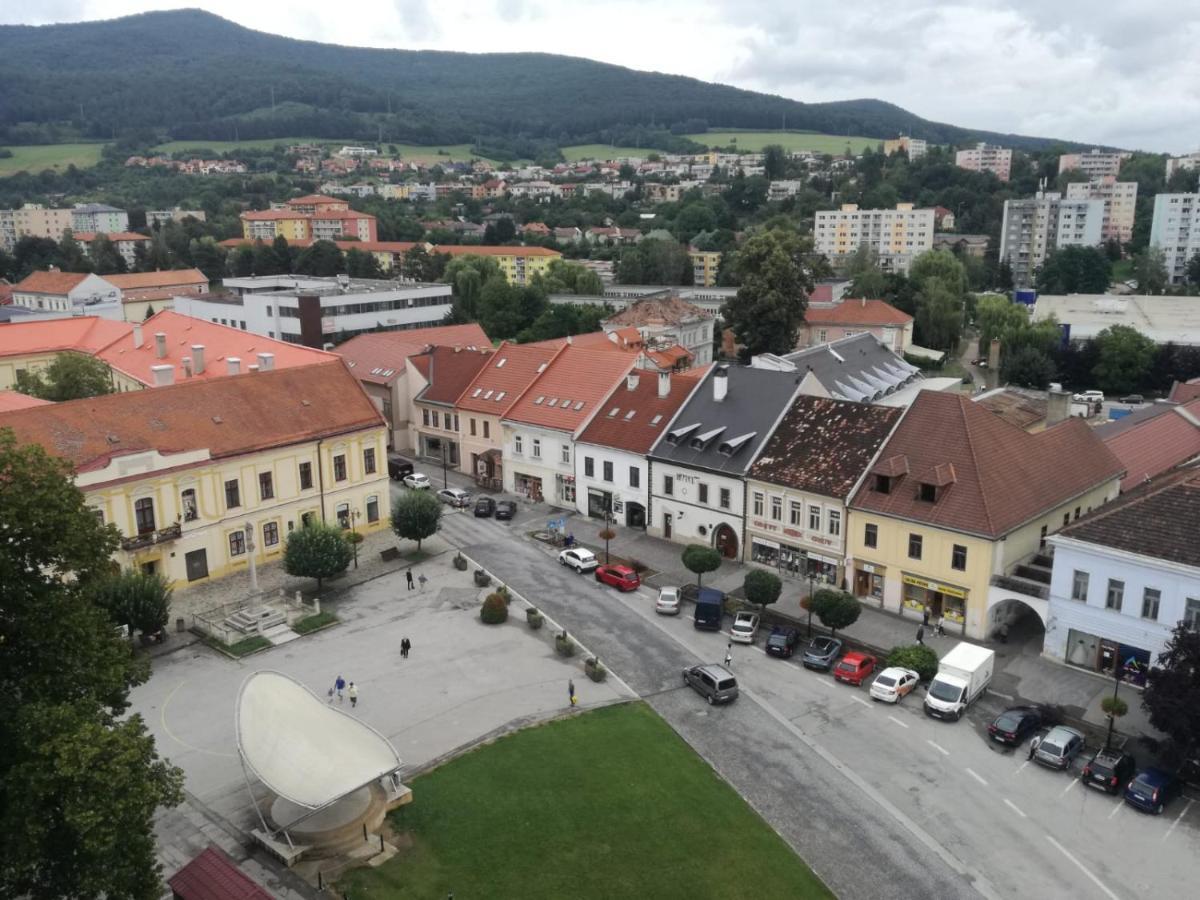 Hotel Cierny Orol Roznava Luaran gambar