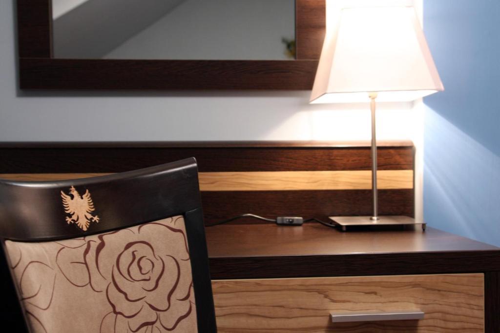 Hotel Cierny Orol Roznava Bilik gambar