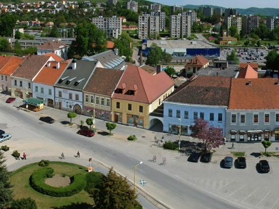 Hotel Cierny Orol Roznava Luaran gambar